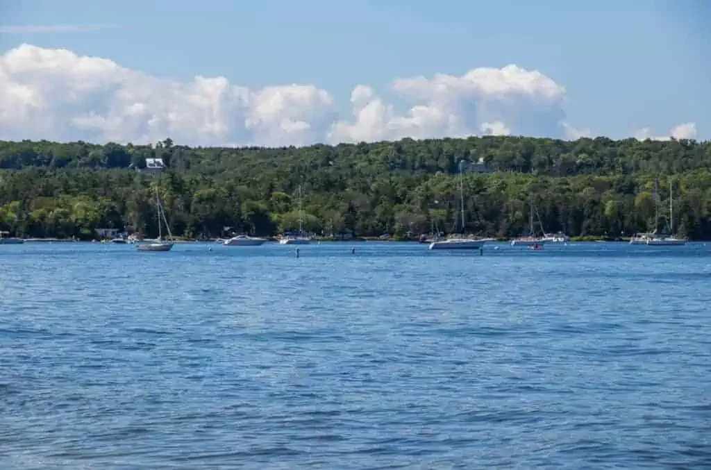 Ephraim Shores Resort Door County hotel on the water