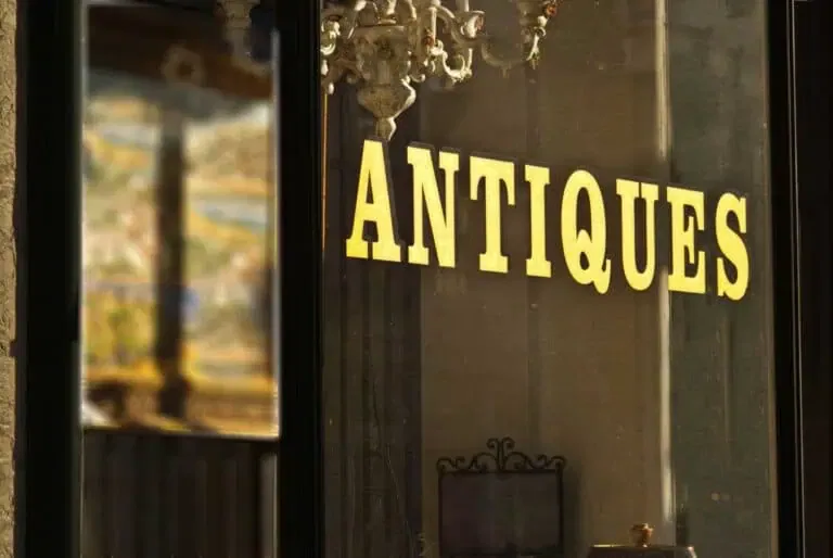 Antique stores in Door County